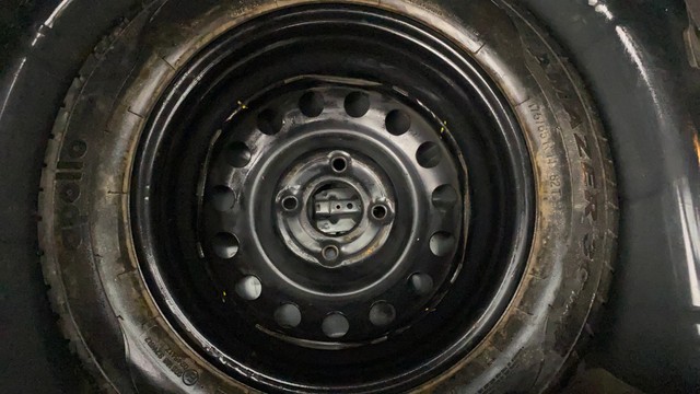 Second-hand 2018 Ford Freestyle Titanium Petrol BSIV for sale in Gulbarga-28