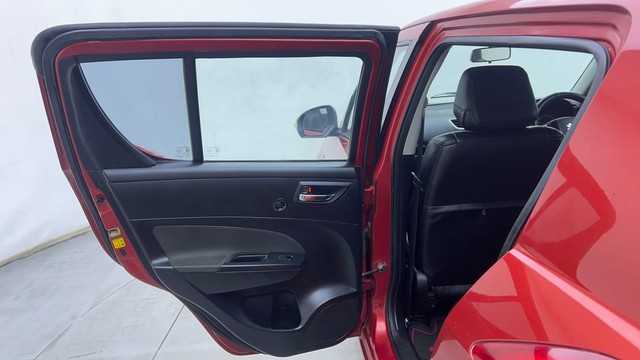 Second-hand 2014 Maruti Suzuki Swift VDI for sale in Visakhapatnam-37