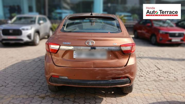 Second-hand 2017 Tata Tigor XZ for sale in Noida-3