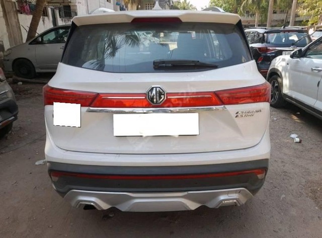 Second-hand 2019 MG Hector Sharp DCT for sale in Bangalore-4