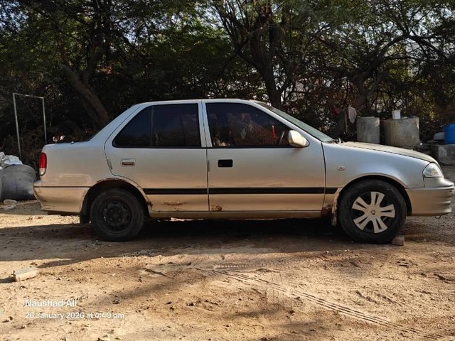 Second-hand 2005 Maruti Suzuki Esteem LX for sale in Kachchh-1