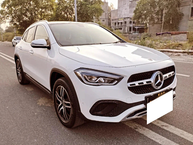 Second-hand 2023 Mercedes-Benz GLA 200 BSVI for sale in New Delhi-0