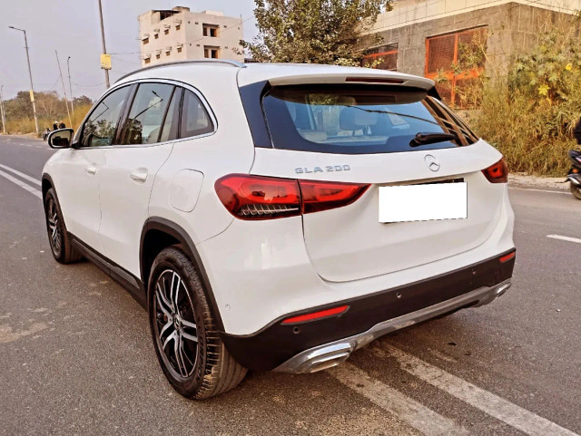 Second-hand 2023 Mercedes-Benz GLA 200 BSVI for sale in New Delhi-8