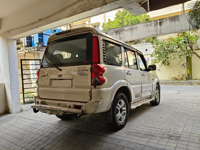 Second-hand 2012 Mahindra Scorpio VLX 2WD AIRBAG BSIV for sale in Hyderabad-4