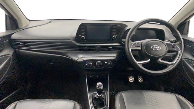 Second-hand 2021 Hyundai i20 Sportz Turbo iMT for sale in Bangalore-10