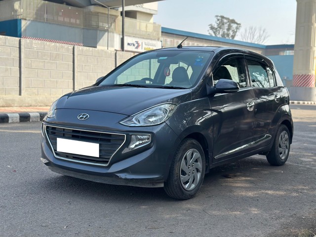 Second-hand 2019 Hyundai Santro Asta BSIV for sale in Ghaziabad-3