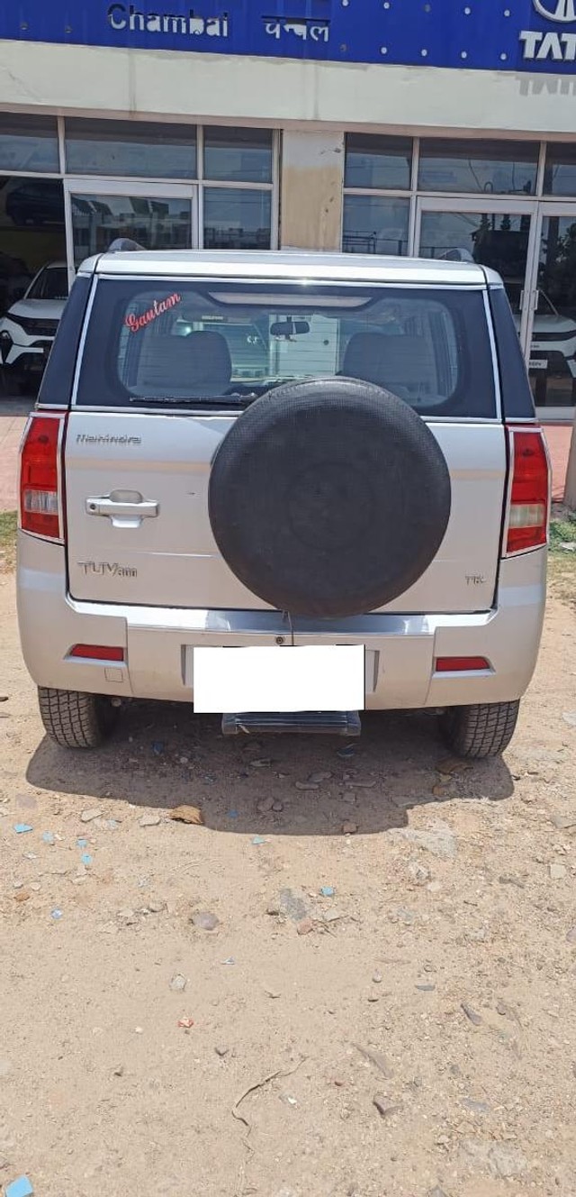 Second-hand 2015 Mahindra TUV 300 T6 Plus for sale in Kota-2