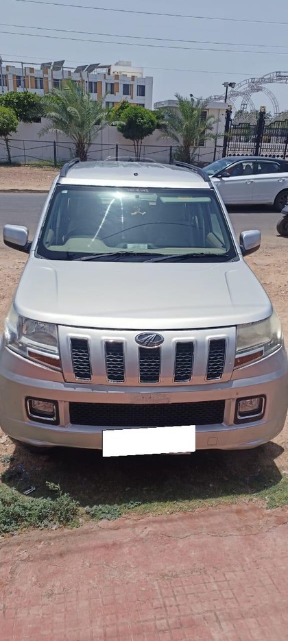 Second-hand 2015 Mahindra TUV 300 T6 Plus for sale in Kota