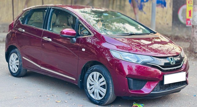 Second-hand 2017 Honda Jazz 1.2 S i VTEC for sale in New Delhi-7