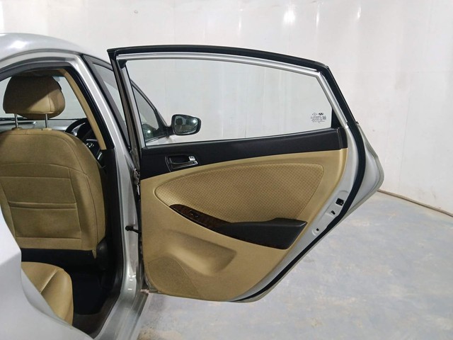 Second-hand 2012 Hyundai Verna 1.6 VTVT AT SX for sale in Kochi-29