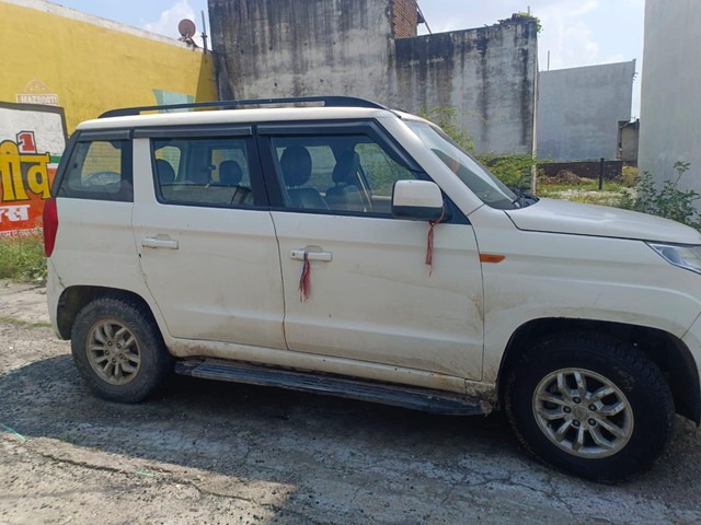 Second-hand 2018 Mahindra TUV 300 mHAWK100 T8 for sale in Kota-1
