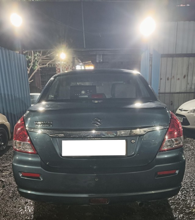 Second-hand 2010 Maruti Swift Dzire VXi for sale in Mumbai-1