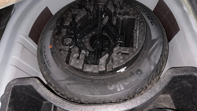 Second-hand 2016 Volkswagen Vento 1.2 TSI Highline BSIV for sale in Mysore-21