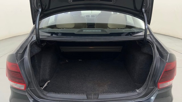 Second-hand 2016 Volkswagen Vento 1.2 TSI Highline BSIV for sale in Mysore-9