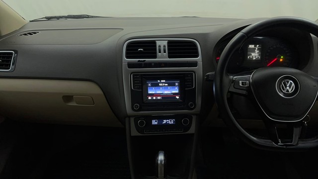 Second-hand 2016 Volkswagen Vento 1.2 TSI Highline BSIV for sale in Mysore-38