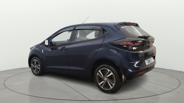 Tata Altroz XZ Diesel Second-hand 2023 Tata Altroz XZ Diesel for sale in Pune-4