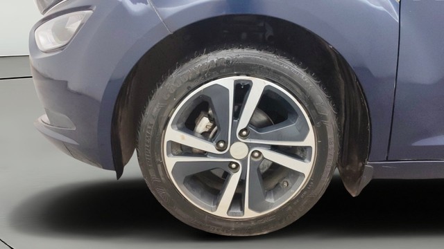 Tata Altroz XZ Diesel Second-hand 2023 Tata Altroz XZ Diesel for sale in Pune-26