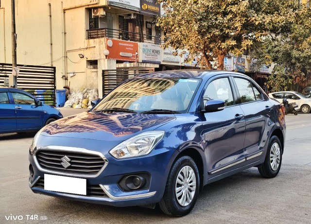 Second-hand 2017 Maruti Swift Dzire AMT VXI for sale in Mumbai-2