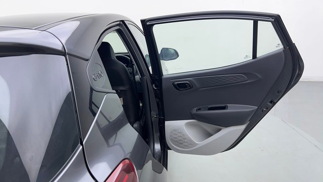 Second-hand 2023 Hyundai Grand i10 Nios Magna for sale in Chandigarh-24