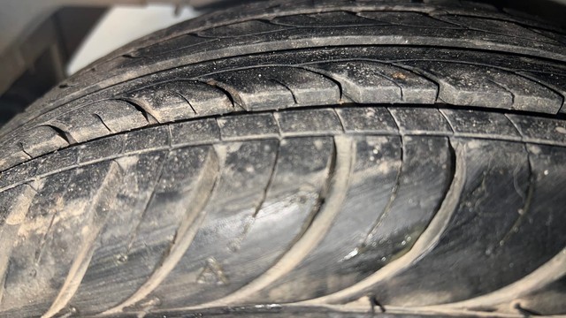 Second-hand 2015 Hyundai EON Magna for sale in Chandigarh-28