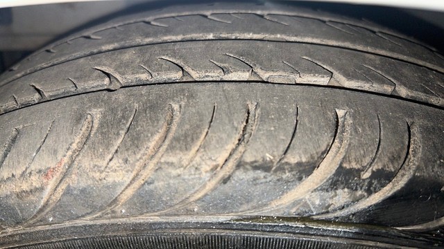 Second-hand 2015 Hyundai EON Magna for sale in Chandigarh-38