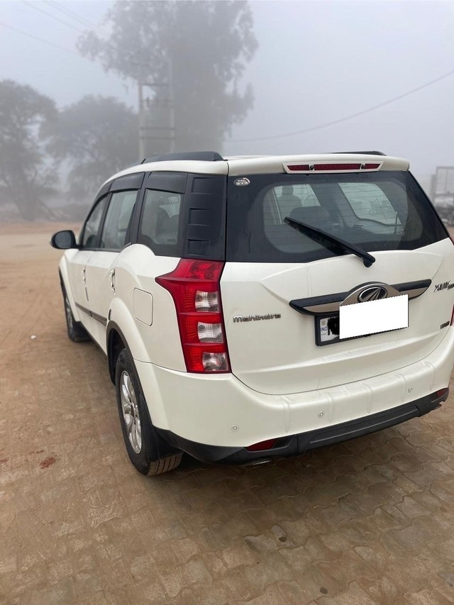 Second-hand 2016 Mahindra XUV500 R W10 FWD for sale in Patran-4
