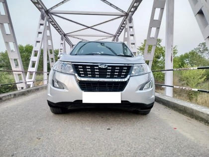 Second-hand 2020 Mahindra XUV500 W11 FWD Diesel for sale in Chandigarh