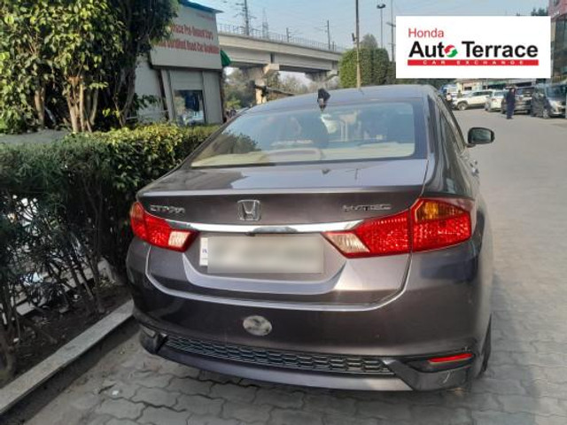 Second-hand 2018 Honda City V MT AVN for sale in Ghaziabad-3
