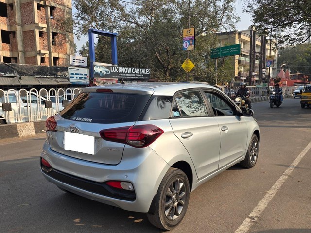 Second-hand 2021 Hyundai i20 Sportz BSVI for sale in Lucknow-5