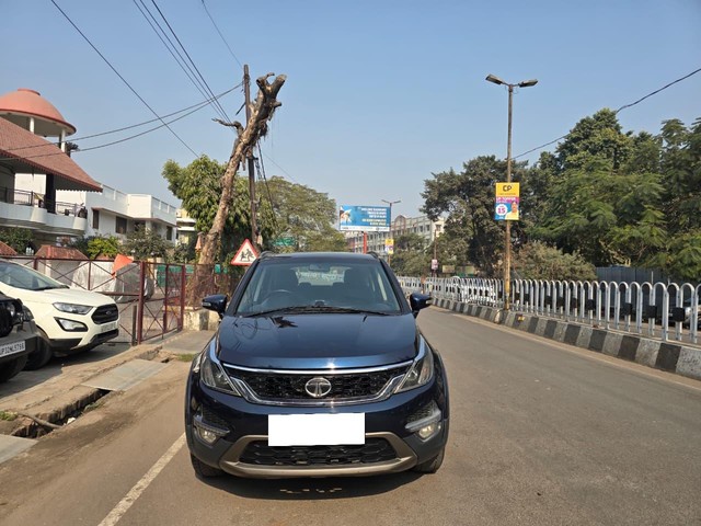 Second-hand 2017 Tata Hexa XT for sale in Lucknow-2