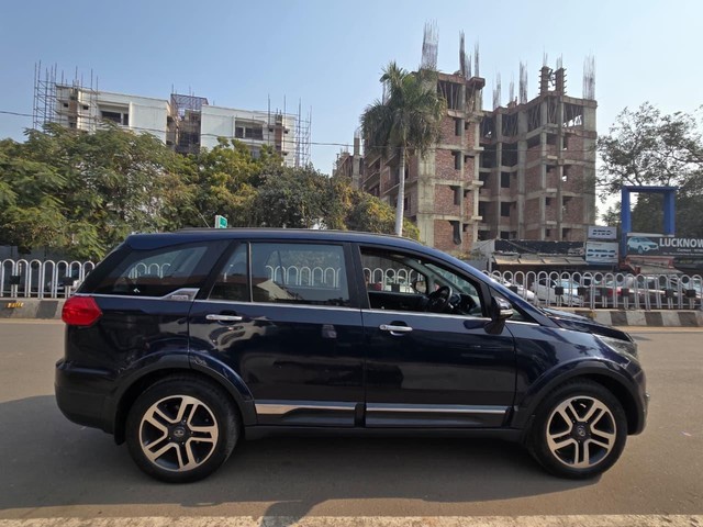 Second-hand 2017 Tata Hexa XT for sale in Lucknow-6