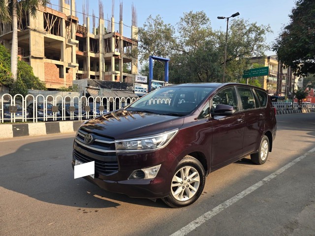 Second-hand 2020 Toyota Innova Crysta 2.4 G MT for sale in Lucknow-3