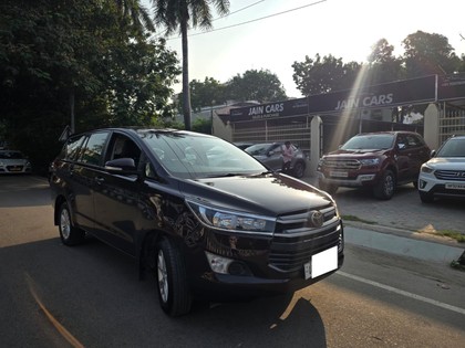 Second-hand 2020 Toyota Innova Crysta 2.4 G MT for sale in Lucknow