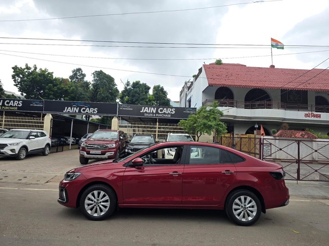 Second-hand 2022 Volkswagen Virtus Highline AT BSVI for sale in Lucknow-4