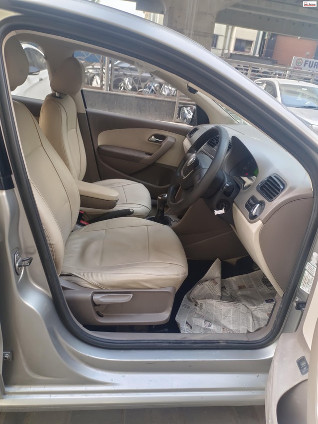 Second-hand 2012 Skoda Rapid 1.6 MPI Elegance for sale in Chennai-6