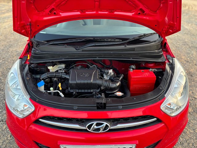 Second-hand 2012 Hyundai i10 Era for sale in Ahmedabad-6