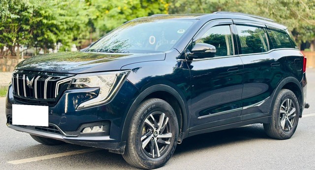 Second-hand 2022 Mahindra XUV700 AX5 BSVI for sale in New Delhi-3