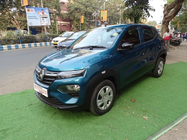 Second-hand 2021 Renault KWID 1.0 RXT Opt for sale in Kolkata-3