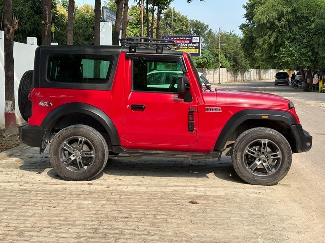 Second-hand 2023 Mahindra Thar LX Hard Top for sale in Lucknow-11