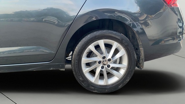 Second-hand 2022 Skoda Slavia 1.0 TSI Ambition AT BSVI for sale in Jaipur-27