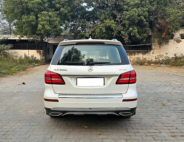 Second-hand 2019 Mercedes-Benz GLS 350d Grand Edition for sale in New Delhi-3