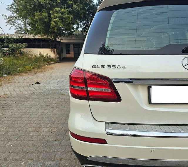 Second-hand 2019 Mercedes-Benz GLS 350d Grand Edition for sale in New Delhi-10