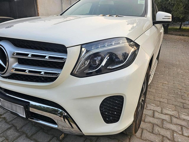 Second-hand 2019 Mercedes-Benz GLS 350d Grand Edition for sale in New Delhi-8