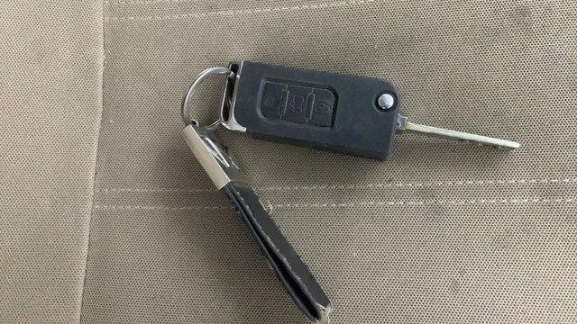 Second-hand 2017 Mahindra XUV500 W6 2WD for sale in Lucknow-21