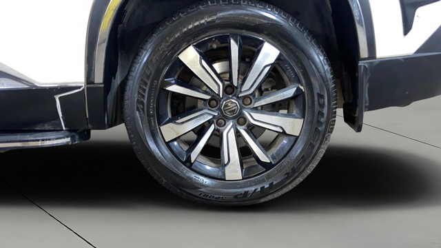 Second-hand 2020 MG Hector Sharp Diesel MT BSIV for sale in Surat-27