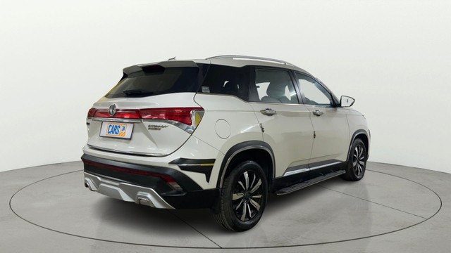 Second-hand 2020 MG Hector Sharp Diesel MT BSIV for sale in Surat-2