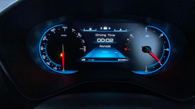 Second-hand 2020 MG Hector Sharp Diesel MT BSIV for sale in Surat-11