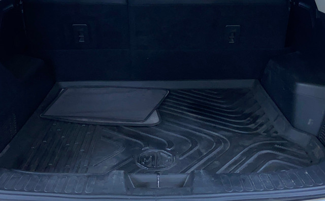 Second-hand 2020 MG Hector Sharp Diesel MT BSIV for sale in Surat-19