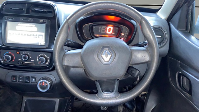 Second-hand 2016 Renault KWID 1.0 AMT RXT for sale in Surat-12