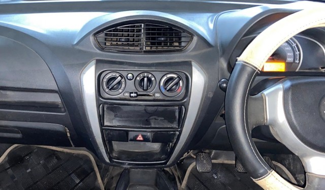 Second-hand 2017 Maruti Suzuki Alto 800 LXI for sale in Surat-3